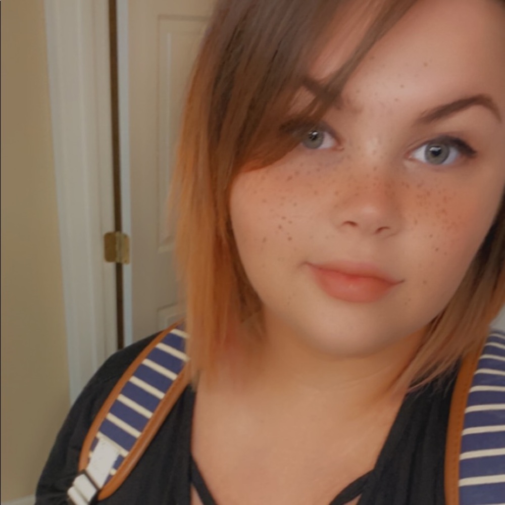 Meet your Posher, Breanna